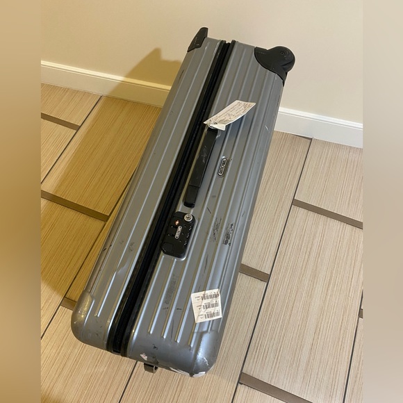 Rimowa Hard Case Check On Luggage - Picture 11 of 12
